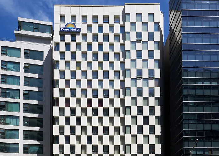 Hotel Days By Wyndham Myeongdong 3*
