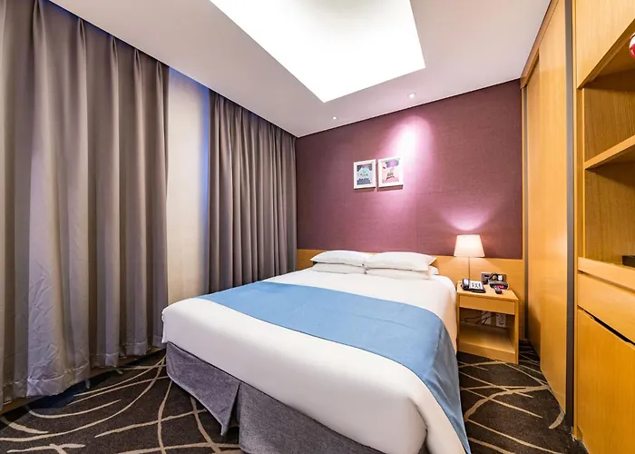 Days By Wyndham Myeongdong Hotel 3*