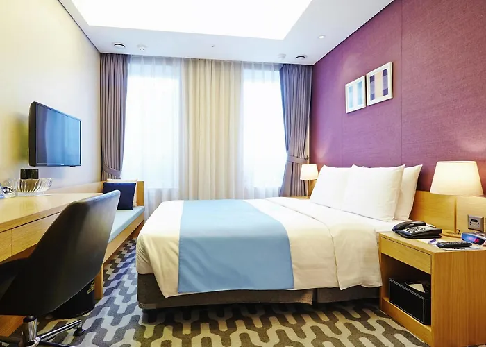 Hotel Days By Wyndham Myeongdong