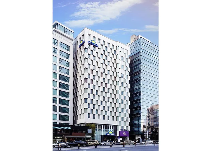 Hotel Days By Wyndham Myeongdong 3*